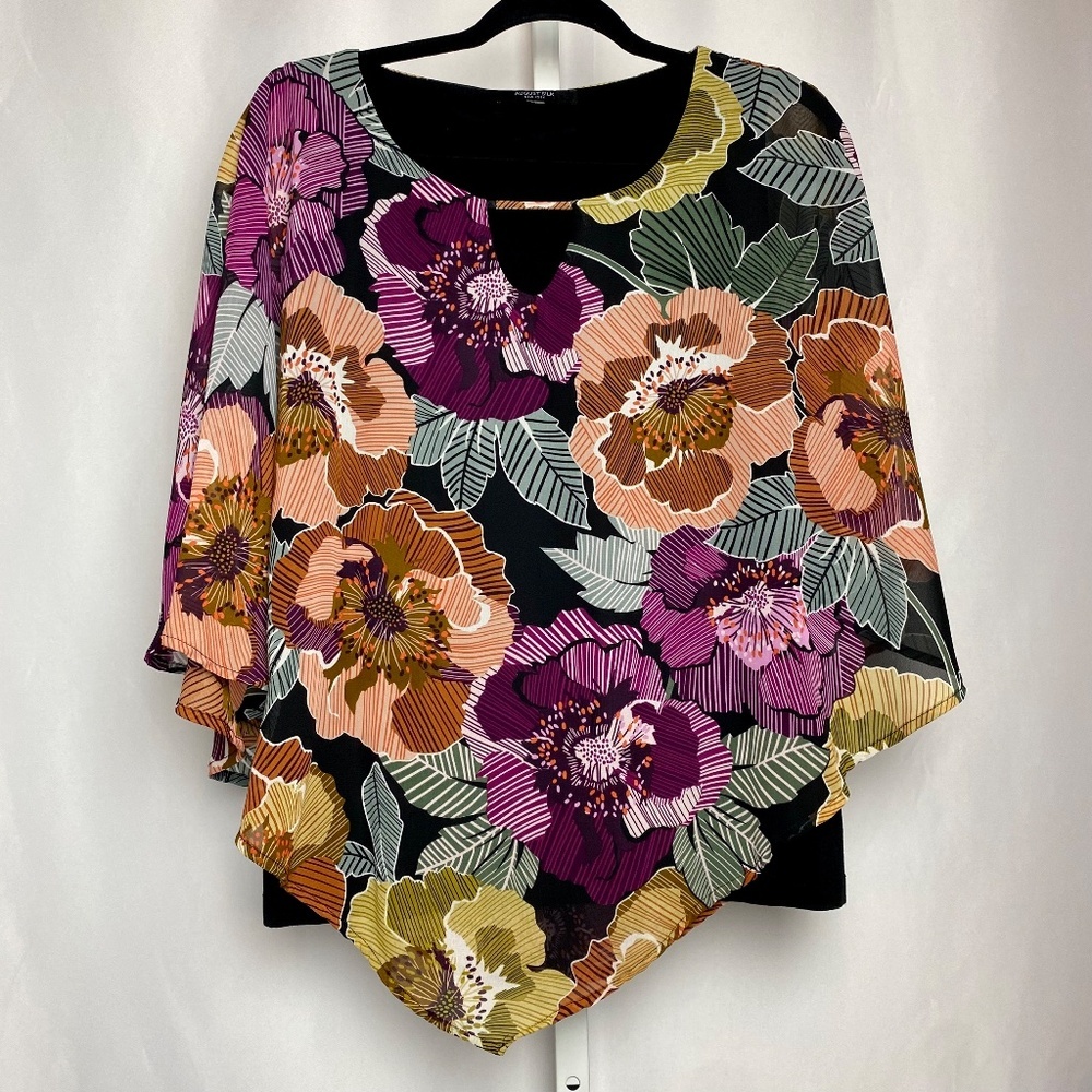 August Silk Womenʻs Vibrant Floral V-Neck Cut Out Poncho Style Blouse